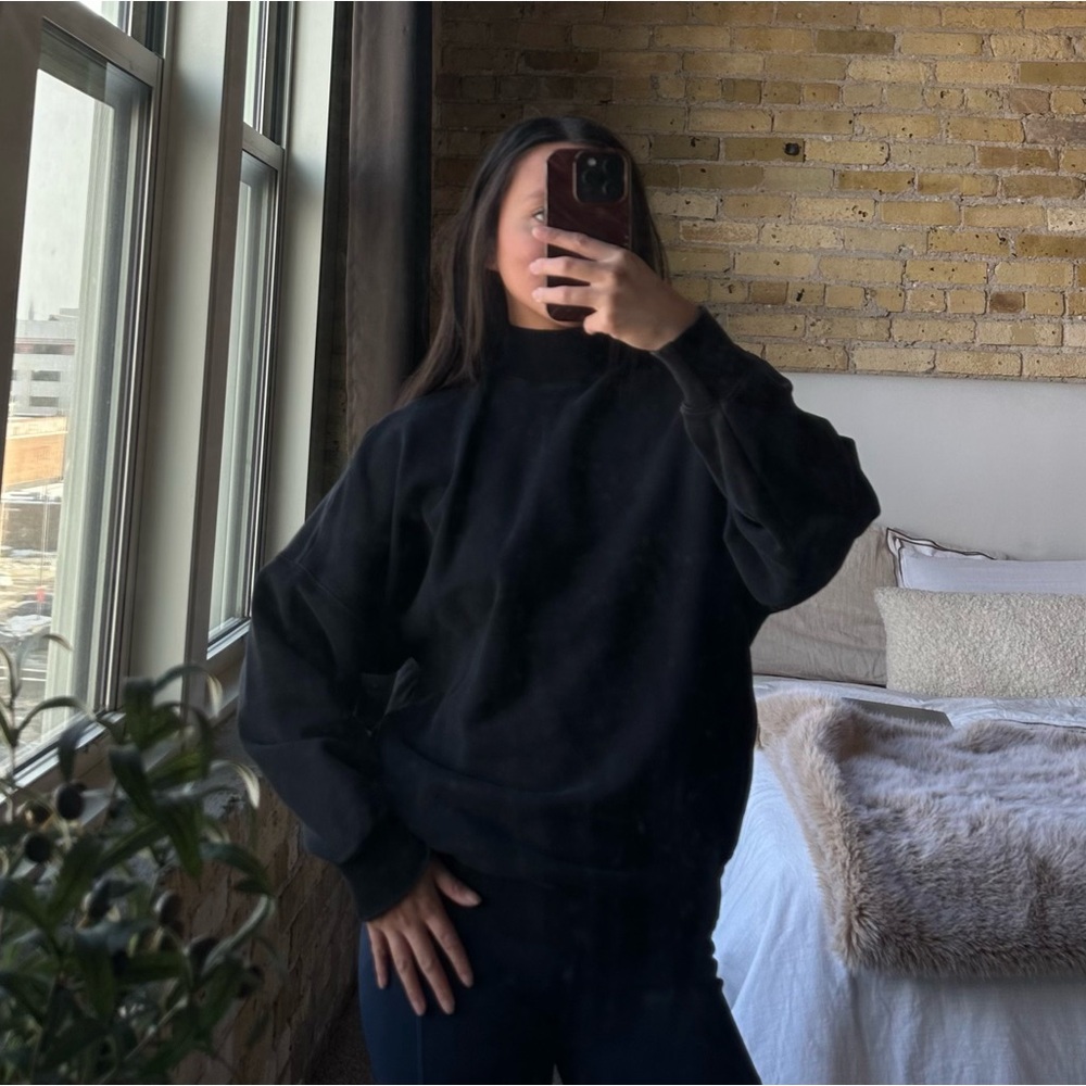 Aritzia Babaton Black Women's Mock Neck